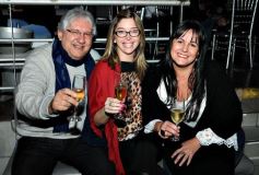 Foto de la galería: Día del Amigo en Salones Alvear: música, reencuentro y la mejor onda