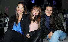 Foto de la galería: Día del Amigo en Salones Alvear: música, reencuentro y la mejor onda