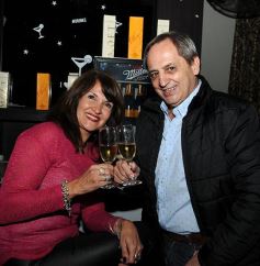 Foto de la galería: Día del Amigo en Salones Alvear: música, reencuentro y la mejor onda