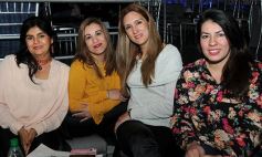 Foto de la galería: Día del Amigo en Salones Alvear: música, reencuentro y la mejor onda