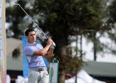 Foto de la galería: Muchos amigos compartieron los links del Tacurú en el Abierto de Misiones: todas las postales