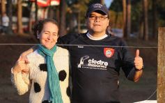 Foto de la galería: Los hinchas de Capri en las buenas y en las malas siempre alentando al azurro