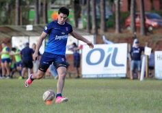 Foto de la galería: Los hinchas de Capri en las buenas y en las malas siempre alentando al azurro