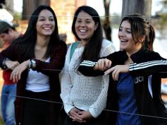 Foto de la galería: Los hinchas de Capri en las buenas y en las malas siempre alentando al azurro