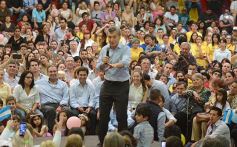 Foto de la galería: Macri visitó Posadas y brindó un fuerte apoyo a los candidatos misioneros por el frente Cambiemos