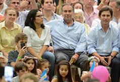 Foto de la galería: Macri visitó Posadas y brindó un fuerte apoyo a los candidatos misioneros por el frente Cambiemos