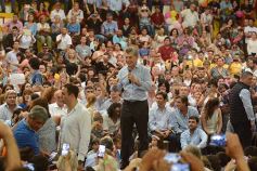 Foto de la galería: Macri visitó Posadas y brindó un fuerte apoyo a los candidatos misioneros por el frente Cambiemos