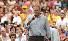 Foto de la galería: Macri visitó Posadas y brindó un fuerte apoyo a los candidatos misioneros por el frente Cambiemos