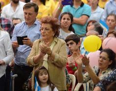 Foto de la galería: Macri visitó Posadas y brindó un fuerte apoyo a los candidatos misioneros por el frente Cambiemos