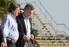 Foto de la galería: Macri visitó Posadas y brindó un fuerte apoyo a los candidatos misioneros por el frente Cambiemos