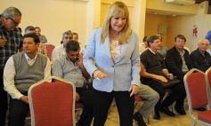 Foto de la galería: La Nación entregó más de 15 millones de pesos para financiar proyectos en 17 municipios de Misiones