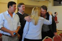 Foto de la galería: La Nación entregó más de 15 millones de pesos para financiar proyectos en 17 municipios de Misiones