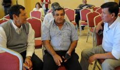 Foto de la galería: La Nación entregó más de 15 millones de pesos para financiar proyectos en 17 municipios de Misiones