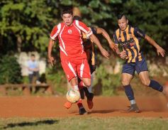 Foto de la galería: Una victoria para los amigos de Huracán