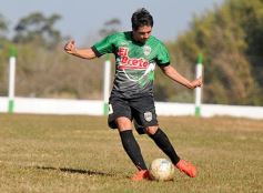 Foto de la galería: La Franja hizo valer su oficio ante El Brete