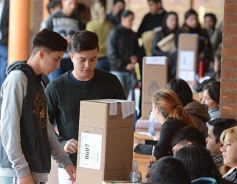 Foto de la galería: Postales de las PASO en Posadas: fiesta de la democracia!!!