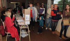 Foto de la galería: Postales de las PASO en Posadas: fiesta de la democracia!!!