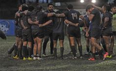 Foto de la galería: En medio de la lluvia y con final polémico, Capri cayó ante Curne