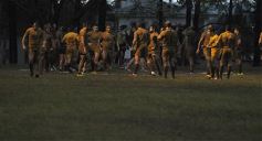 Foto de la galería: En medio de la lluvia y con final polémico, Capri cayó ante Curne
