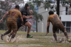Foto de la galería: En medio de la lluvia y con final polémico, Capri cayó ante Curne