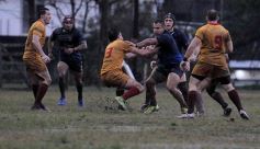 Foto de la galería: En medio de la lluvia y con final polémico, Capri cayó ante Curne