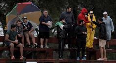 Foto de la galería: En medio de la lluvia y con final polémico, Capri cayó ante Curne
