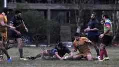 Foto de la galería: En medio de la lluvia y con final polémico, Capri cayó ante Curne