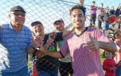Foto de la galería: Sporting le dio una alegría futbolística a Santo Pipó
