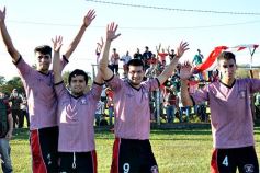 Foto de la galería: Sporting le dio una alegría futbolística a Santo Pipó
