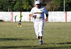 Foto de la galería: Sporting le dio una alegría futbolística a Santo Pipó