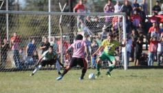 Foto de la galería: Sporting le dio una alegría futbolística a Santo Pipó
