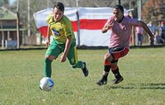 Foto de la galería: Sporting le dio una alegría futbolística a Santo Pipó