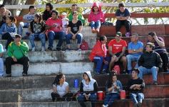 Foto de la galería: Sporting le dio una alegría futbolística a Santo Pipó
