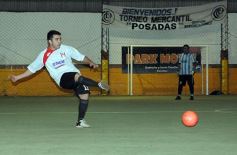 Foto de la galería: Las mejores jugadas del apasionante Torneo Mercantil