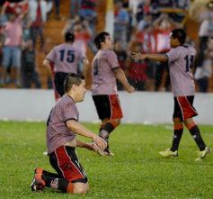 Foto de la galería: Sporting coronó un gran torneo: se consagró campeón del Apertura de la Liga Posadeña