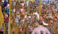 Foto de la galería: Sporting coronó un gran torneo: se consagró campeón del Apertura de la Liga Posadeña