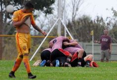 Foto de la galería: Sporting coronó un gran torneo: se consagró campeón del Apertura de la Liga Posadeña