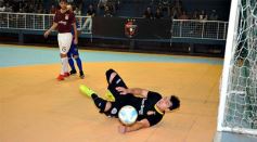 Foto de la galería: Futsal: Plastimí lo dio vuelta y se quedó con el primer partido de la serie final