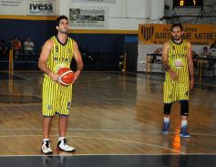 Foto de la galería: Aemo sorprendió a Mitre de visitante: lo derrotó por 62 a 44