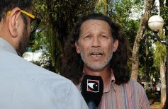 Foto de la galería: El Pays presentó su oferta electoral en la plaza 9 de Julio