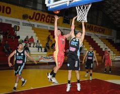 Foto de la galería: OTC sorprendió a Tokio en el templo oriental