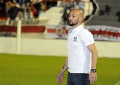 Foto de la galería: Un tropezón no es caída: debut de Guaraní en el Federal A