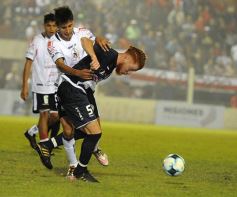 Foto de la galería: Un tropezón no es caída: debut de Guaraní en el Federal A