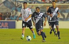 Foto de la galería: Un tropezón no es caída: debut de Guaraní en el Federal A