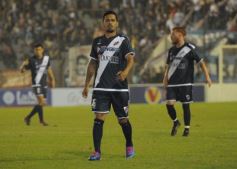 Foto de la galería: Un tropezón no es caída: debut de Guaraní en el Federal A