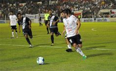 Foto de la galería: Un tropezón no es caída: debut de Guaraní en el Federal A