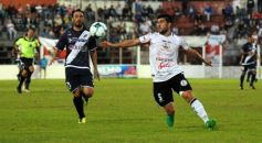 Foto de la galería: Un tropezón no es caída: debut de Guaraní en el Federal A