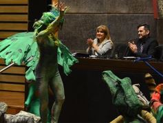 Foto de la galería: Rovira destacó la importancia institucional del Parlamento Estudiantil