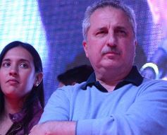 Foto de la galería: Multitudinario acto de lanzamiento de "Crecer Mejor", en El Brete