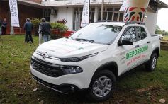 Foto de la galería: Entregaron el premio del "Deporbono" y lanzaron la segunda edición del sorteo